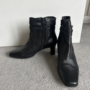 Chic Black Leather Heeled Boots